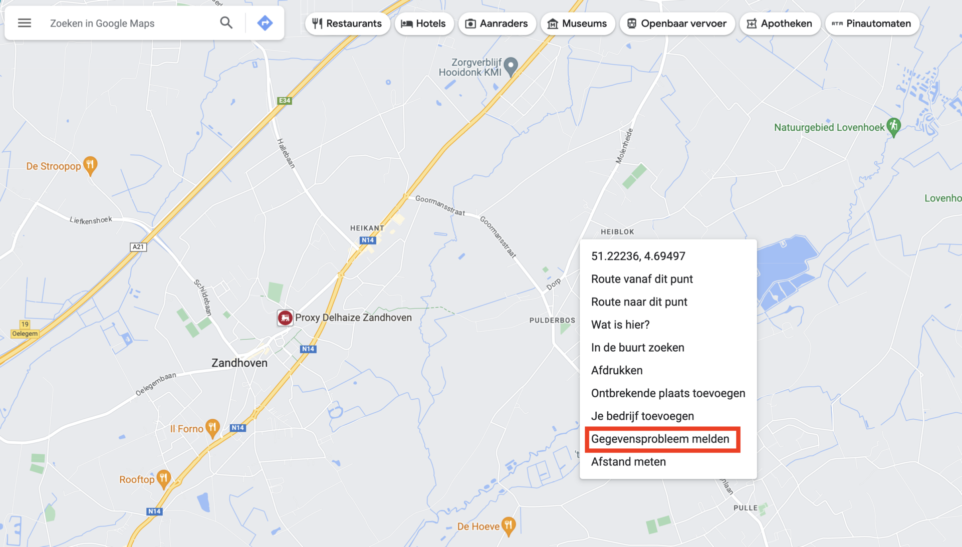 Wijzig de locatie op Google Maps op de computer